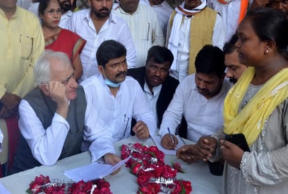 UP assembly elections: Congress' election manifesto being prepared by public opinion