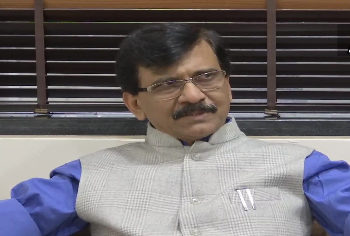 Sanjay Raut says 100 crore vaccination doses claim false