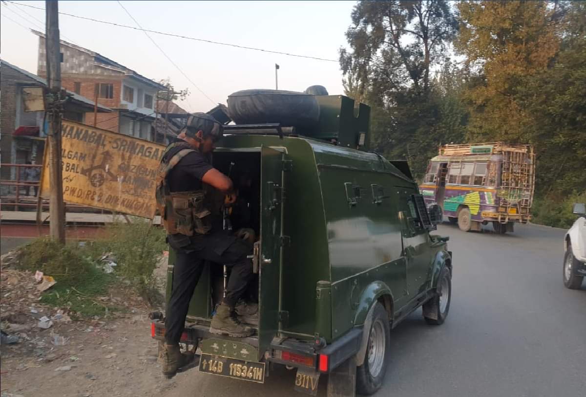 Terrorists are targeting Kashmiri Pandits and police personnel in jammu and kashmir