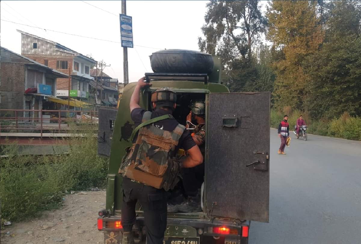 Terrorists are targeting Kashmiri Pandits and police personnel in jammu and kashmir