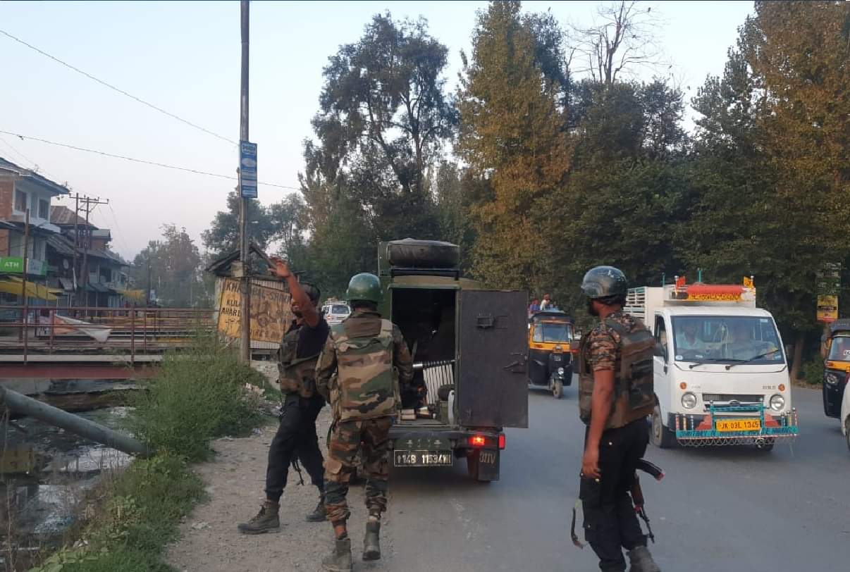 Terrorists are targeting Kashmiri Pandits and police personnel in jammu and kashmir