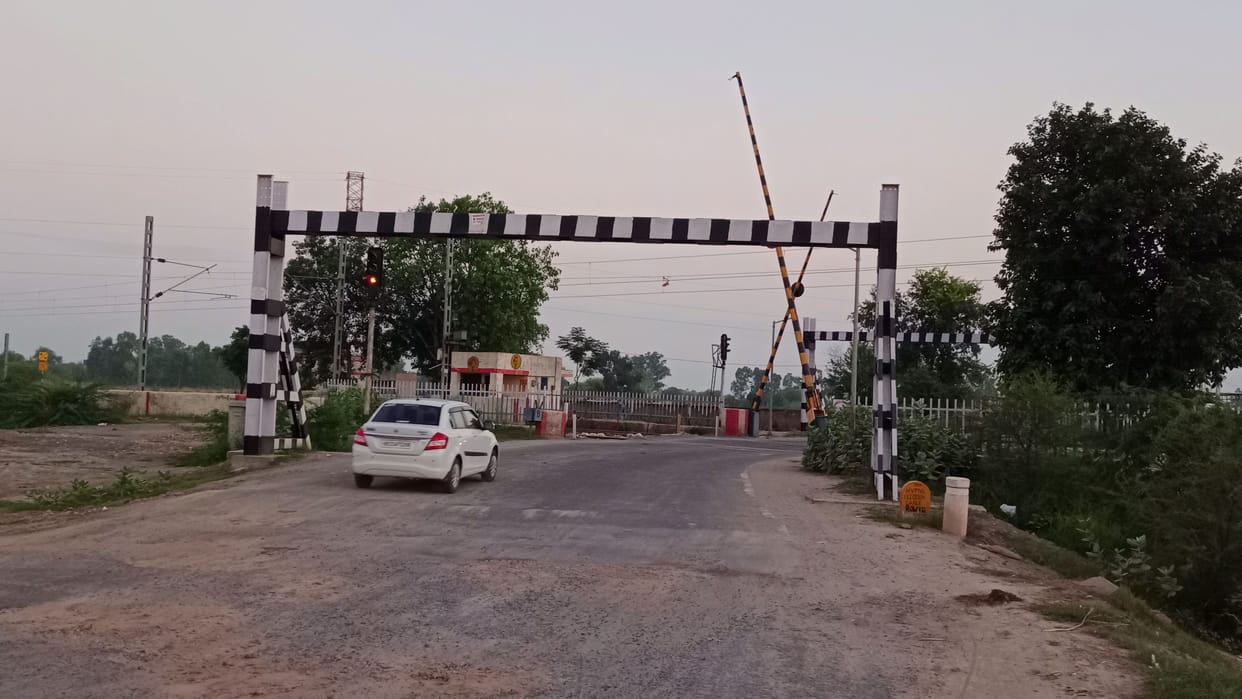 Due to lack of technical approval to the estimate, the tender process of the proposed ROB near Satrod derailed
