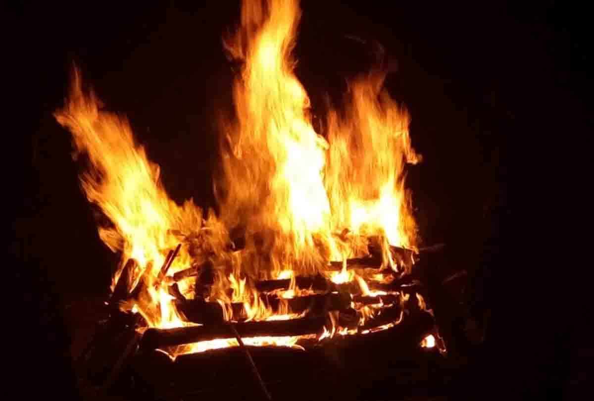 Chitrakoot: daughter-in-law gave fire to the mother-in-law