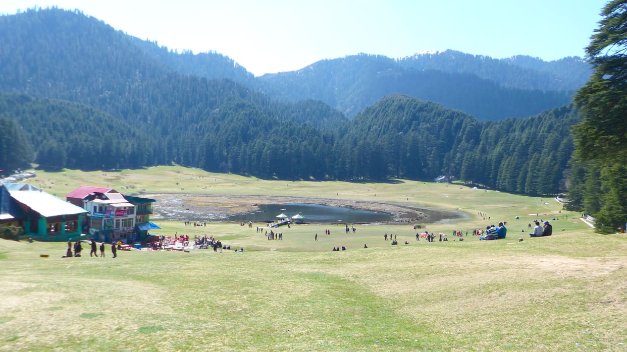 27 km road from Chamba to Khajjiar will be Chakachak, The work of making the road eight meters wide and paved at a cost of 15 crores started, Tourists will be able to travel comfortably till Khajjiar via Chamba