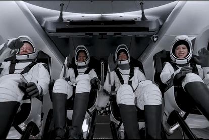 Space Tourism begins from Mission inspiration 4 Four passengers returned from space