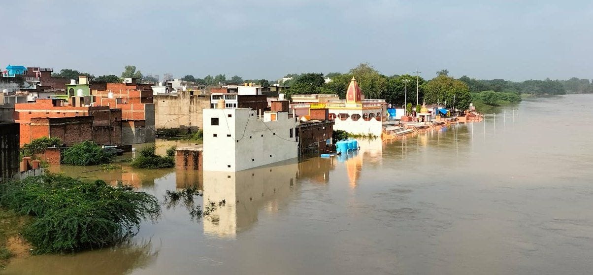 Sai river in spate, more than a hundred families left home