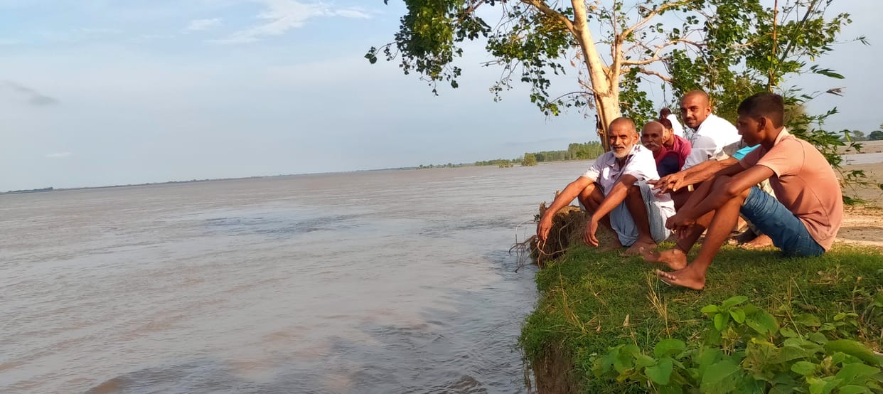 Crack in Gangepur Ring Dam, 50 bighas of land cut in three days