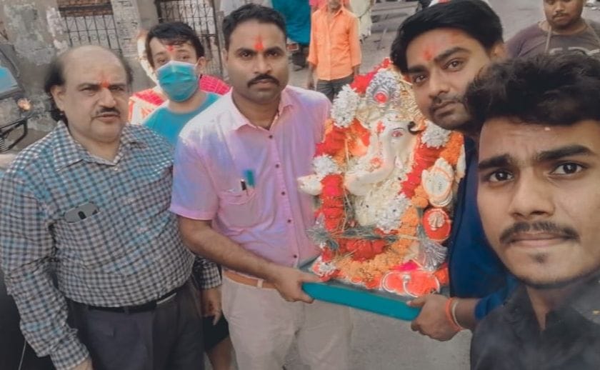 Immersion of Lord Ganesha's idol in Sai river with pomp