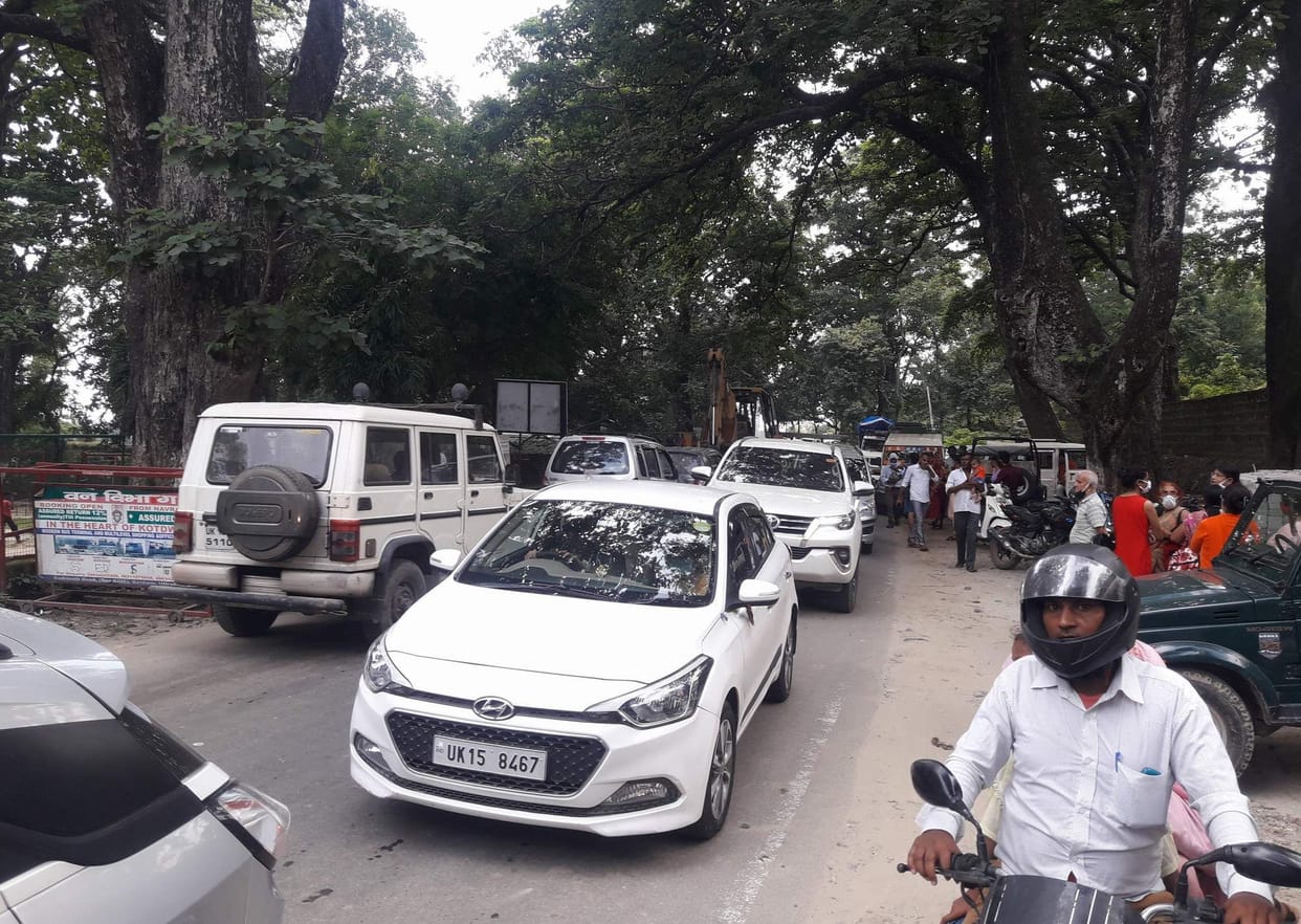 Crowd gathered in Siddhbali, jam on NH