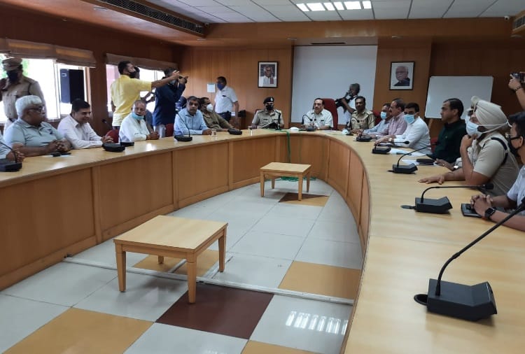 High Level Meeting of Haryana government held in Murthal to Open Way on Kundli Border 