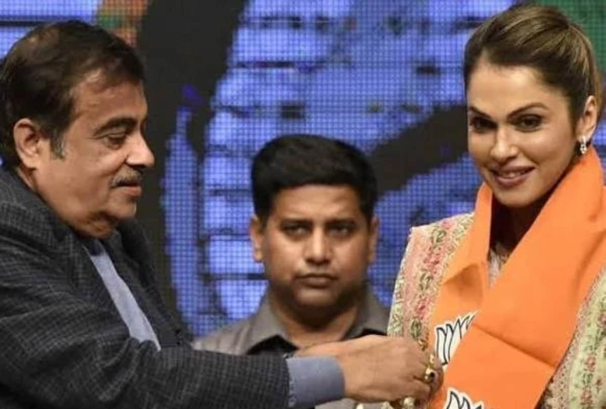 Birthday: Apart from acting Isha Koppikar is also active in politics got fame from the item number Khalla