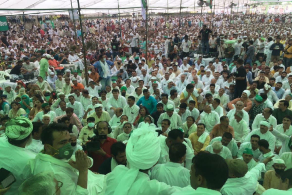 jayant Chaudhary wears pagadi in  Chaudhary  Ajit Singh rasam pagdi program in Baghpat