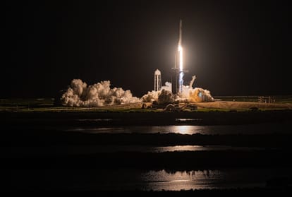 Space Tourism begins from Mission inspiration 4 Four passengers returned from space