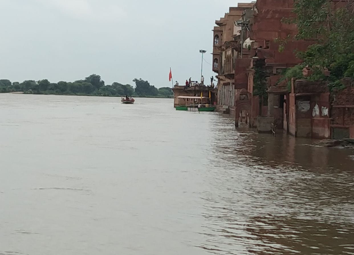 Mathura: Water level of Yamuna started decreasing