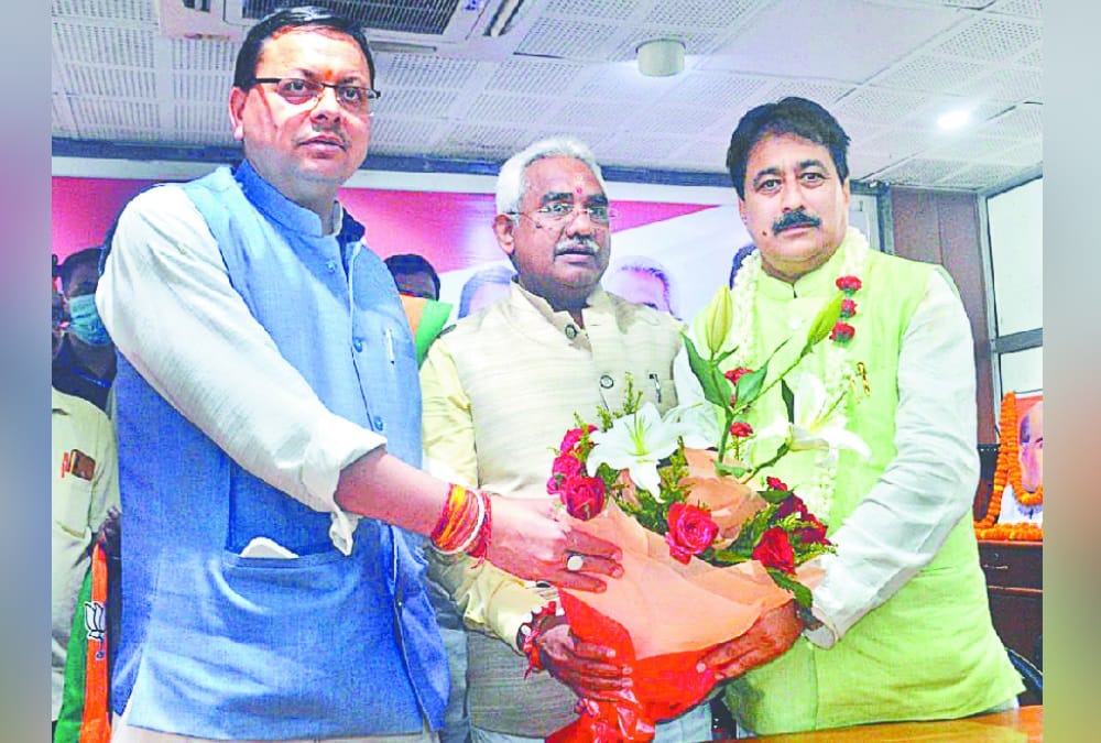 Dehradun News: Many Congress workers  joined BJP with Purola MLA Rajkumar