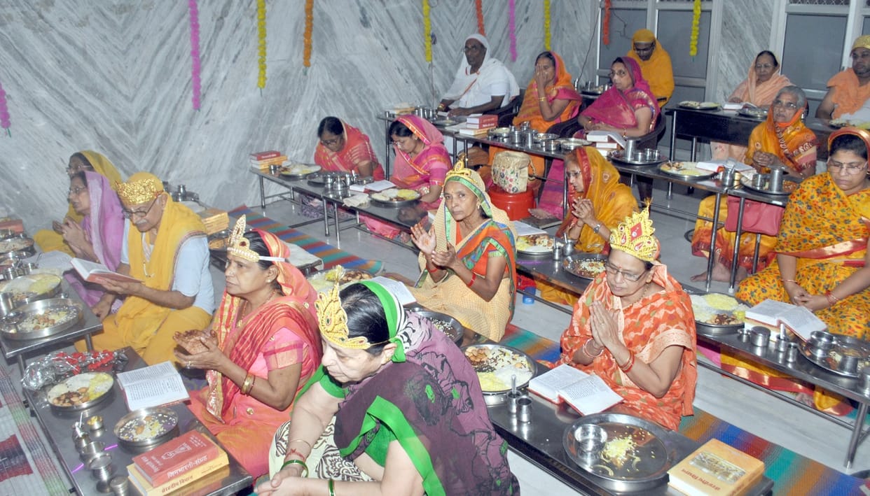 'Akinchan Dharma teaches to give up attachment'
