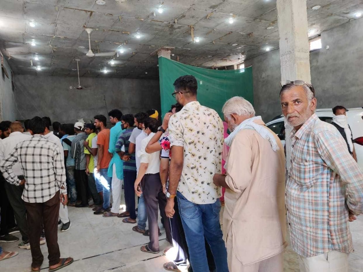 Badagudha and queens are backward in vaccination, in Sirsa the highest 92 per cent first and 42 per cent applied second dose