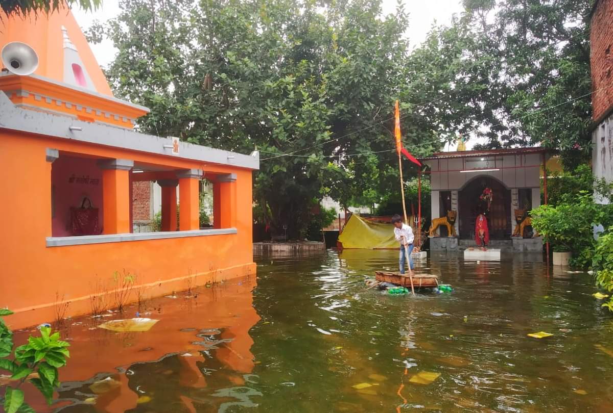 People Worried after water logging in Gorakhpur