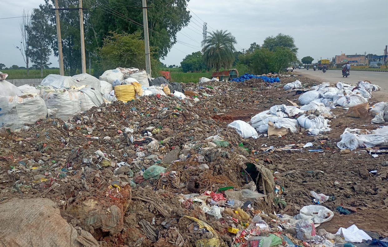 Garbage rotting in the city even after spending 15 crores in a year