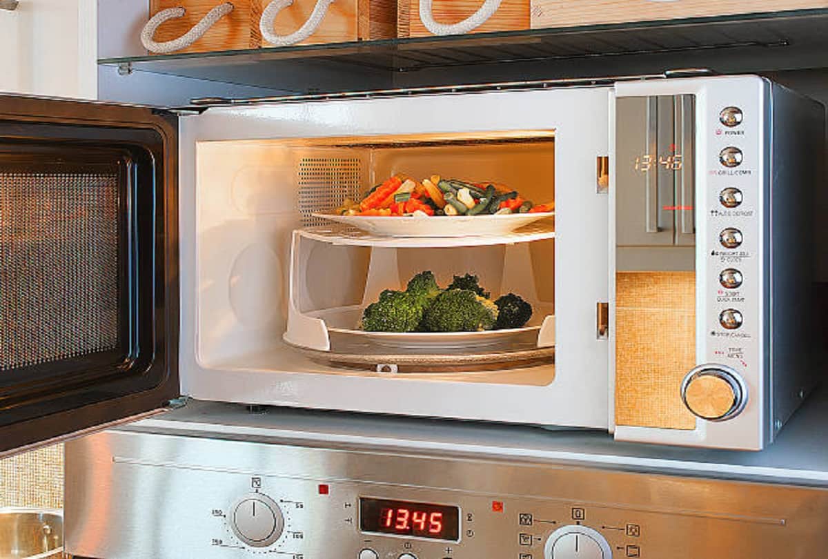 things to be careful of while heating food in microwave