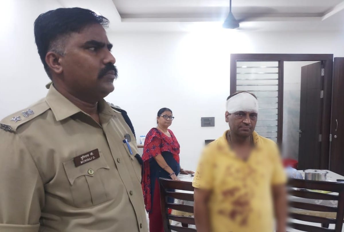 Agra robbery Latest news: miscreants threaten to kill doctors family
