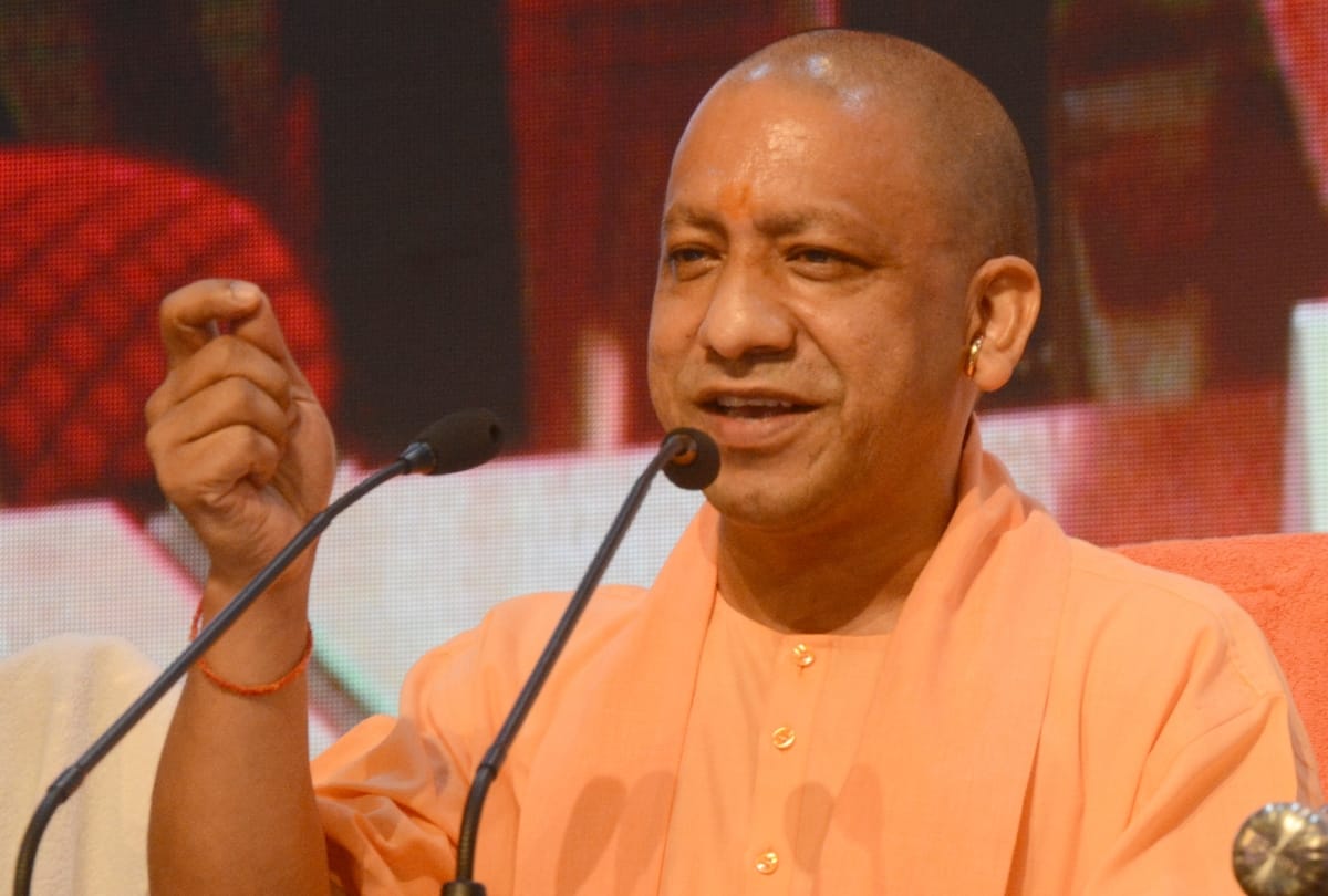 CM Yogi Adityanath ayodhya visit after completing four and half years as UP CM.