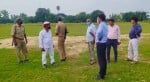 सगड़ी विस में मुख्यमंत्री के संभावित कार्यक्रम को देखते हुए स्थल का निरीक्षण करते पीडब्ल्यूडी क