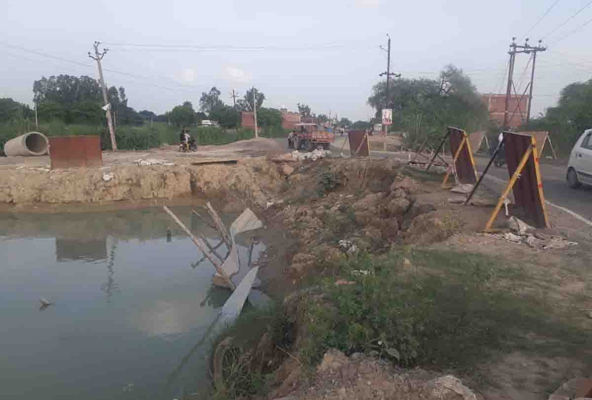 Passers-by saved the lives of three including the couple in unnao