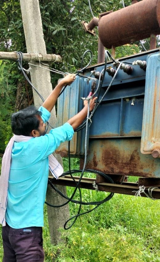 contract workers putting their lives at risk