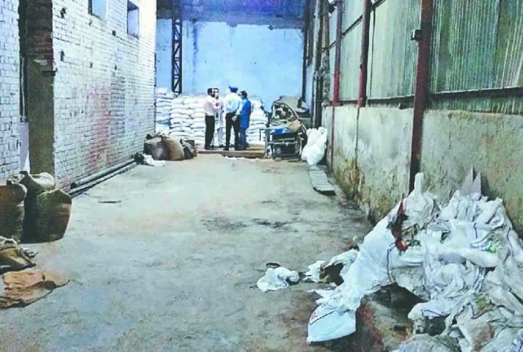 Rotten wheat Distributed Again in Chandigarh