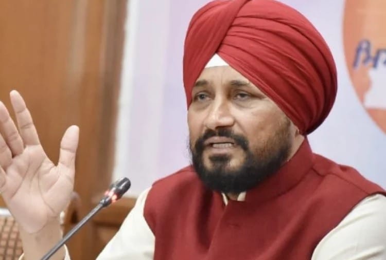 Congress surprised everyone by announced Charanjit Singh Channi as new CM of Punjab