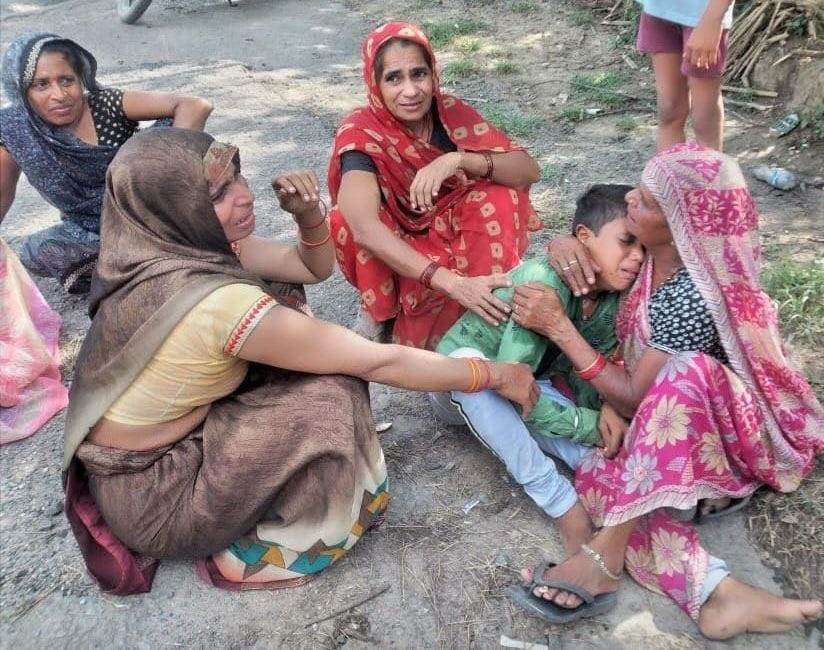 Woman dies after being crushed by truck while crossing Kanpur-Jhansi highway