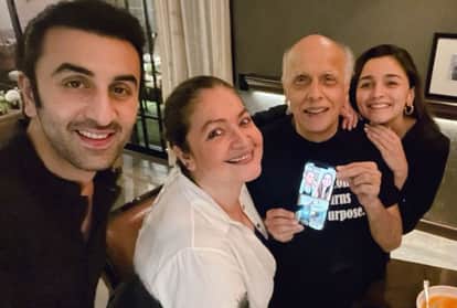 alia bhatt and pooja bhatt celebrated mahesh bhatt 73rd birthday ranbir kapoor was the special guest