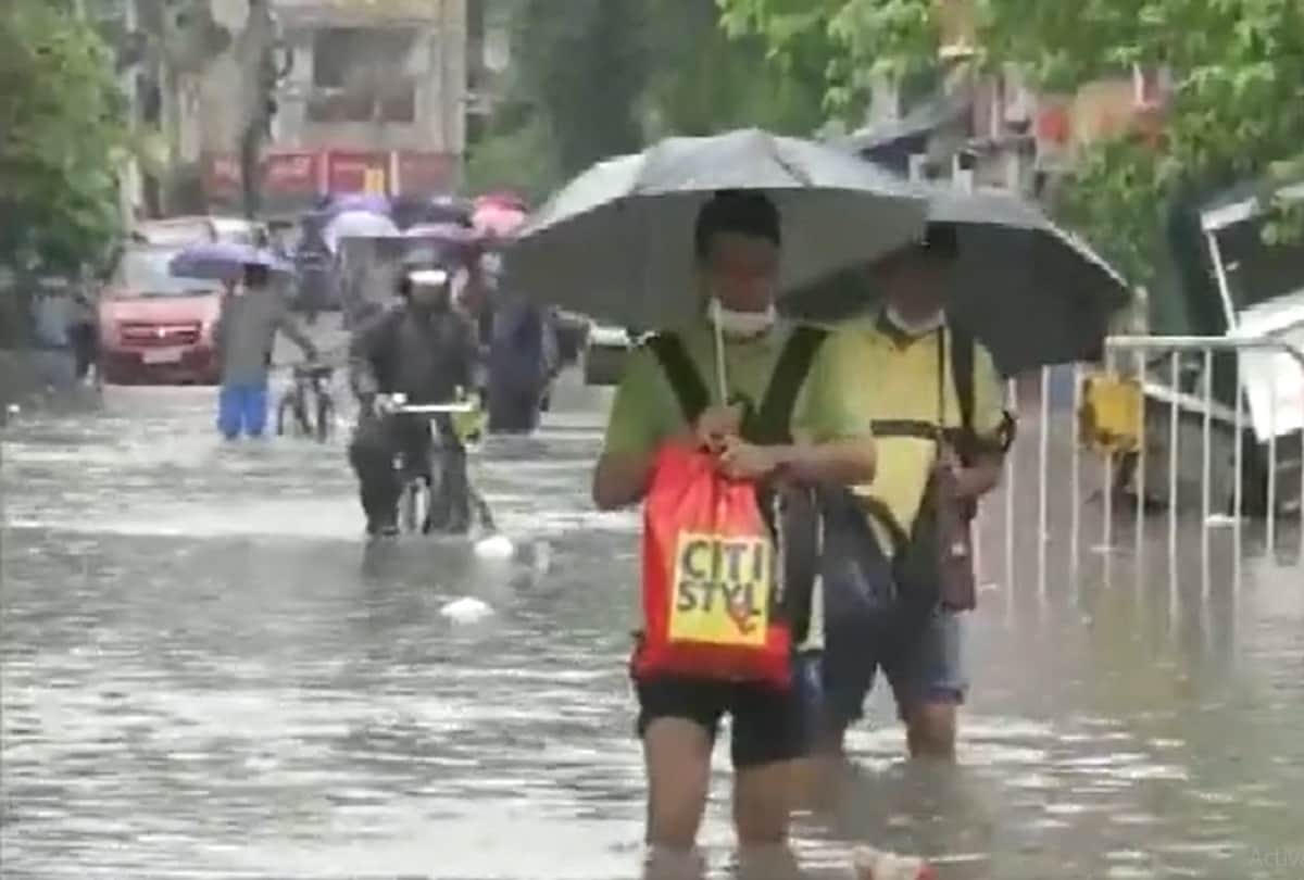 Heavy Rain In Kolkata, Torrential rains lashed Kolkata and neighbouring districts since the early hours of Monday, train and airline services disrupted