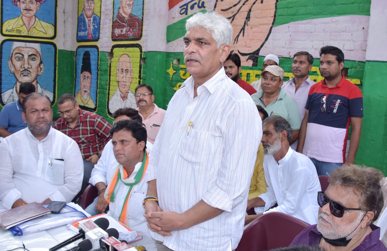 Make Priyanka Gandhi's 29 rally in Meerut a success