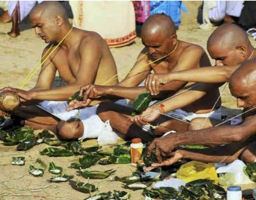 Crowds of people gathered to bathe in the Ganges on Bhadon Purnima