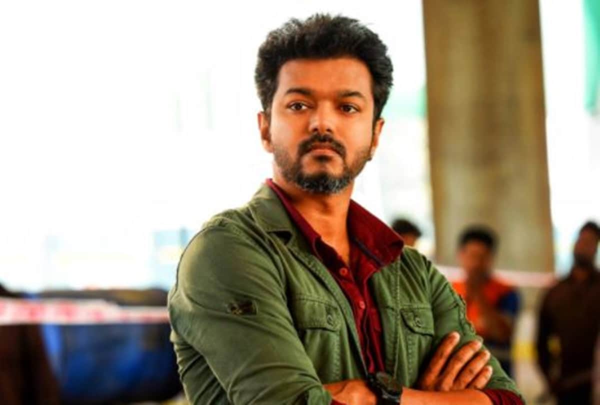 South superstar thalapathy vijay files case on his parents read details