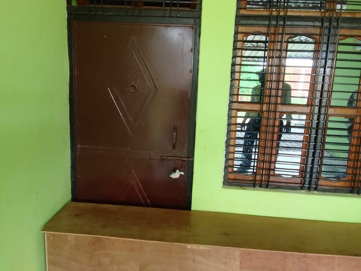 Patient dies of fever, commotion
