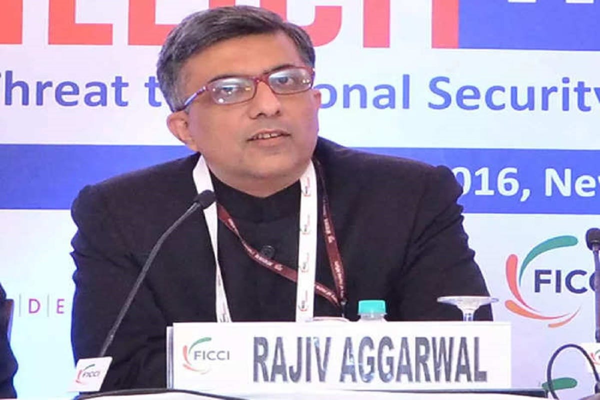 Facebook India has given important responsibility to former IPS officer Rajiv Agarwal