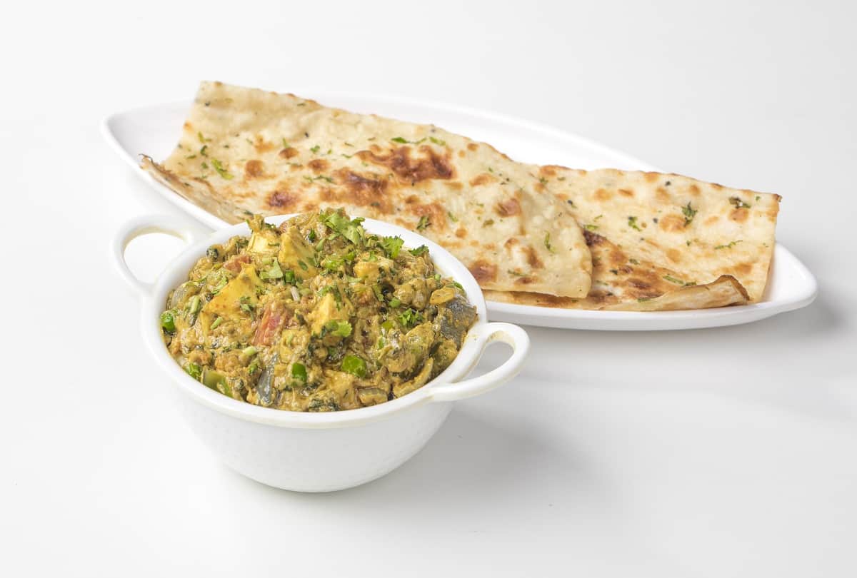 must try these traditional five famous gujarati dish