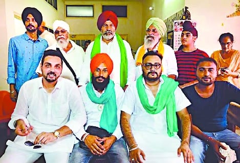 Cane arrears will be met by lifting sticks, not by shaving their heads: Tikait