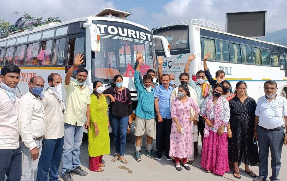 145 passengers left for different dhams