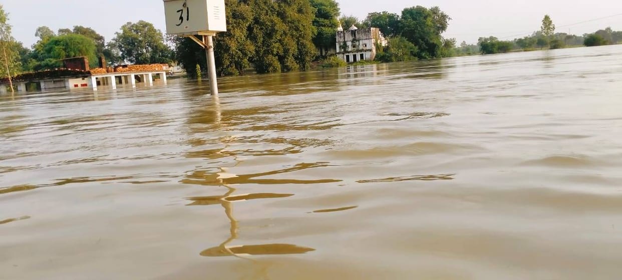 Tamasa's water level rises, horrified coasters