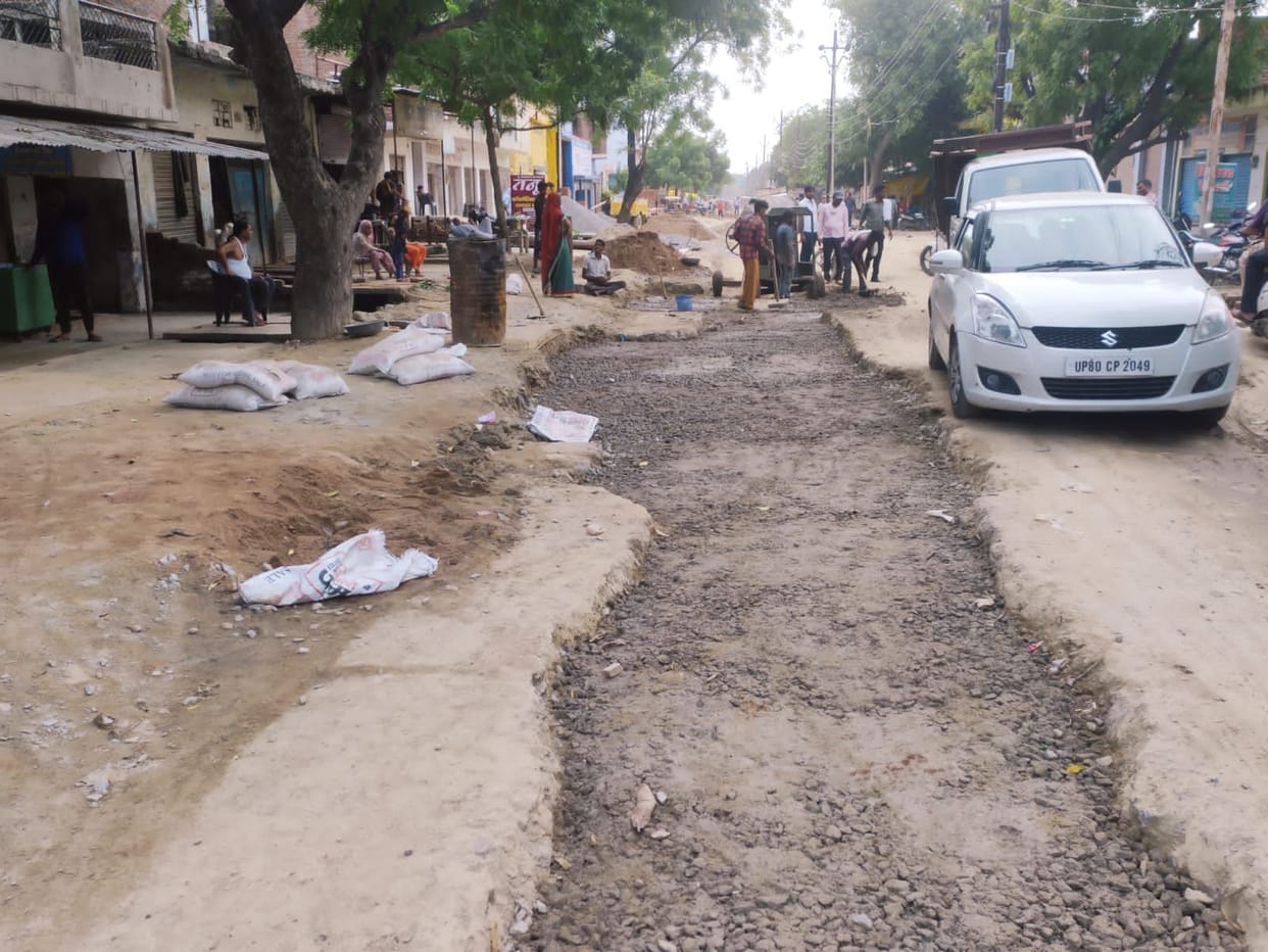 Roadside municipalities are being built, allegations of corruption