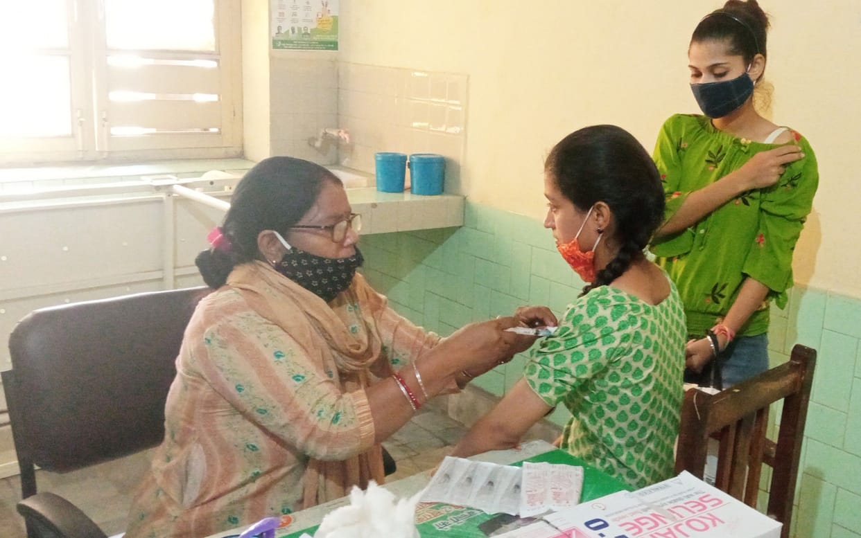 Hathras: 26252 people vaccinated on PM's birthday