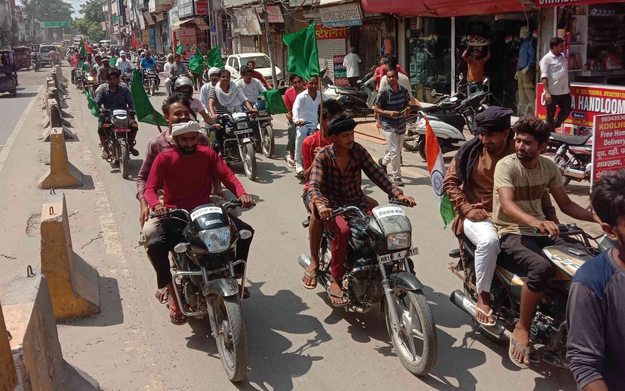 Farmers-Mazdoor Sangharsh Samiti members took out bike-car rally