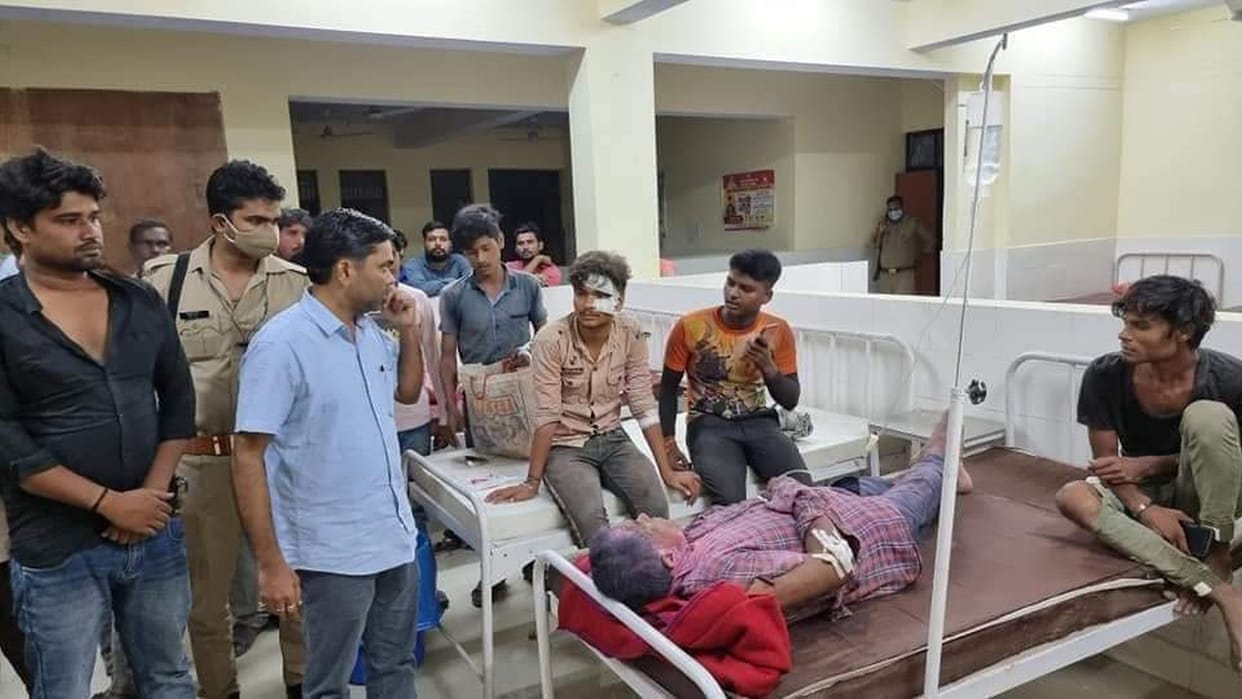 JE killed, 20 injured in road accidents