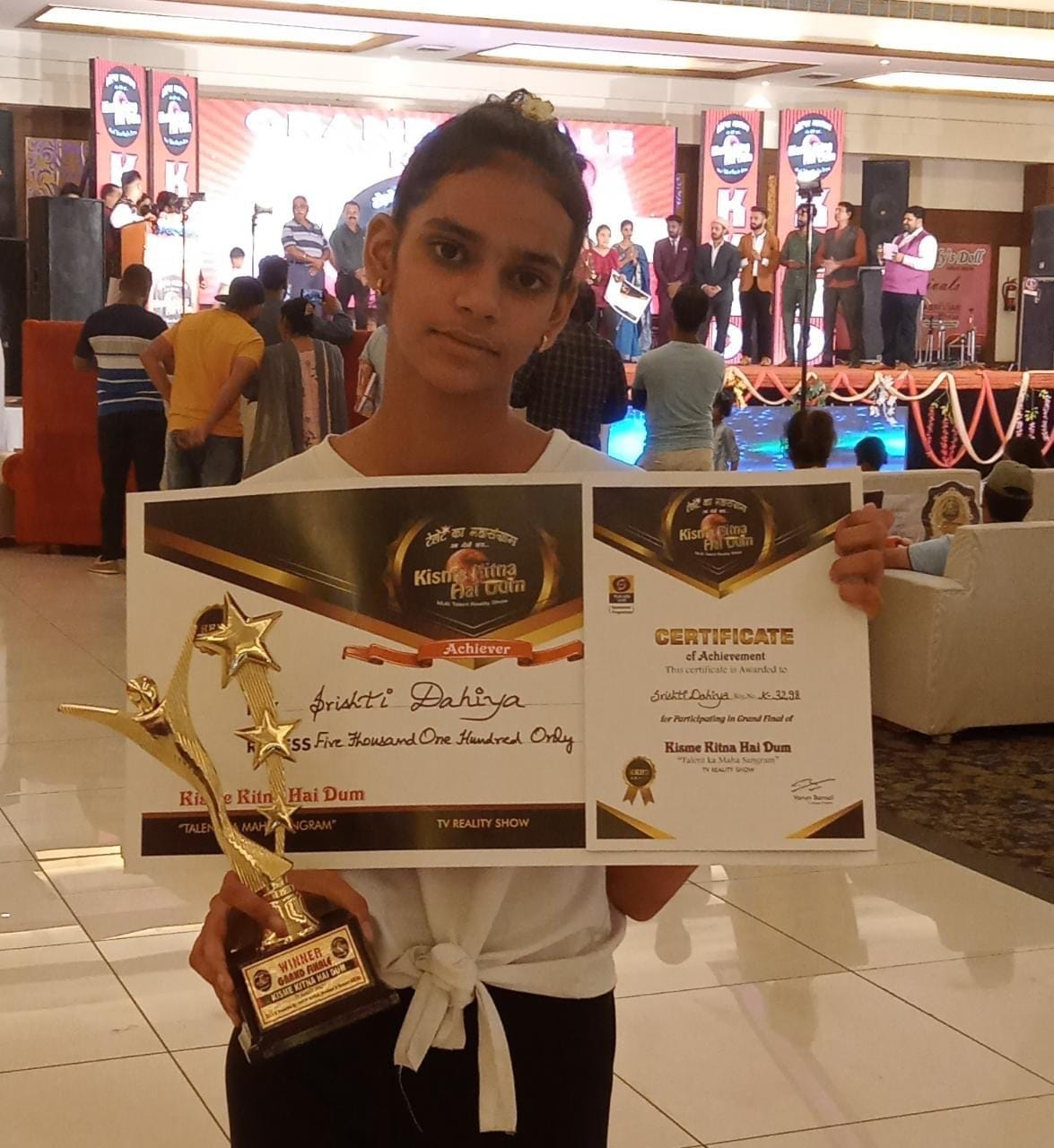 Srishti Dahiya of Sonepat becomes the winner of Season 7 of 'Kis Mein Kitna Hai Dum'