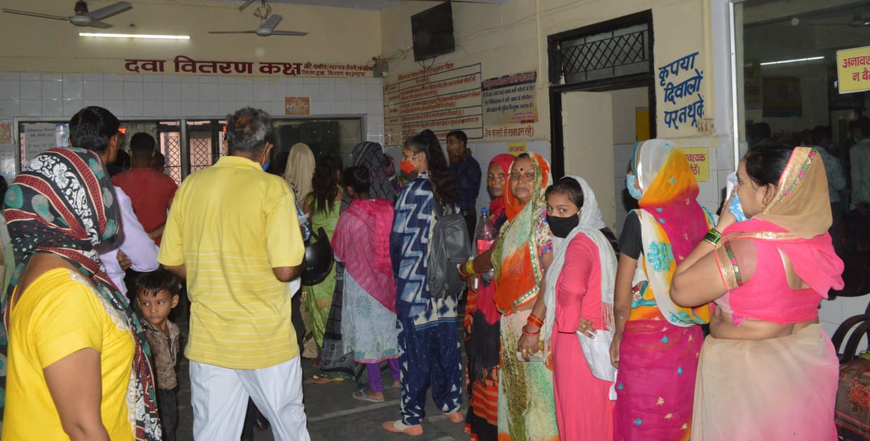 Hathras: Outbreak of fever is not stopping, 19 more dengue patients found