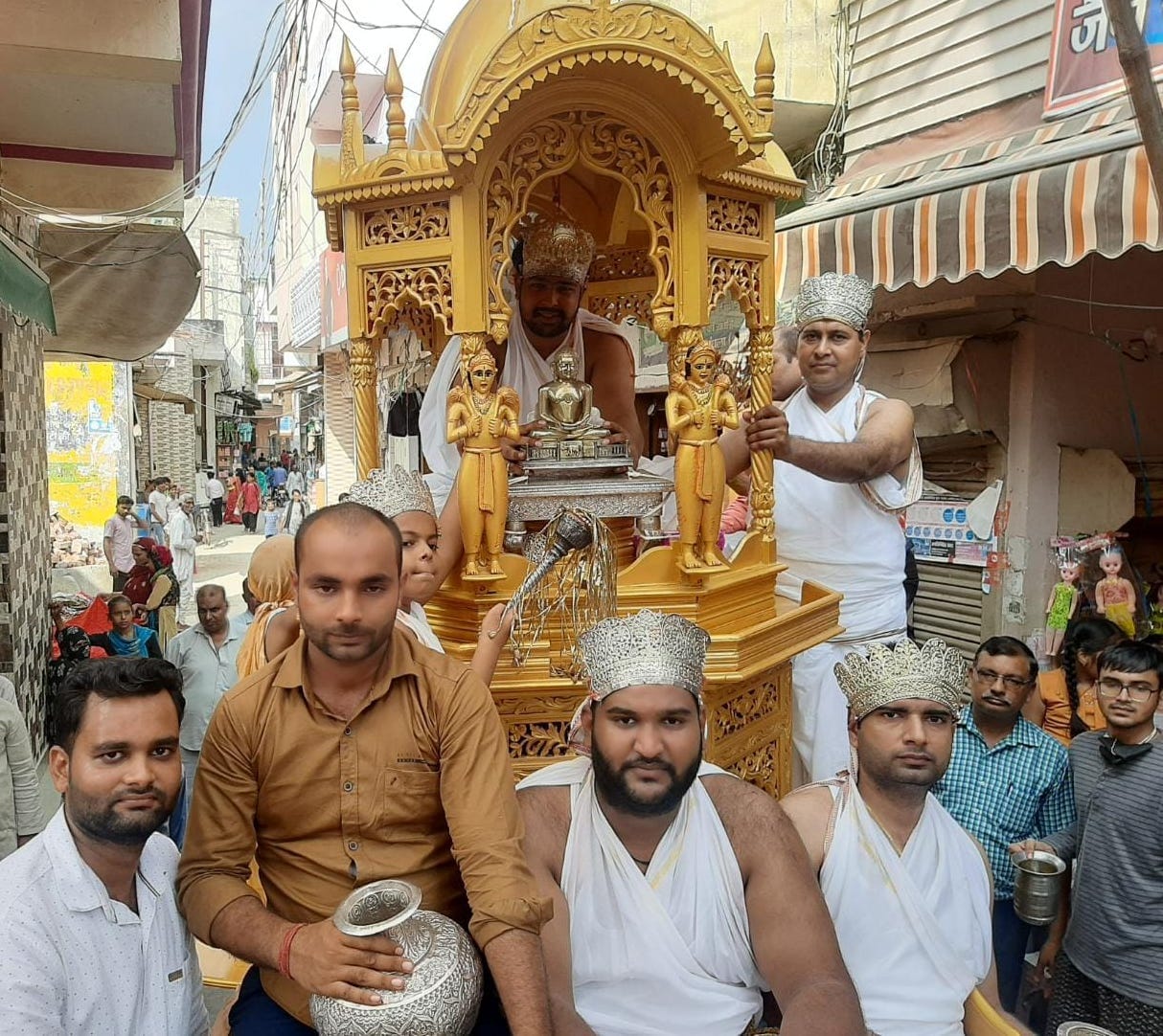 Shreeji's Rath Yatra taken out